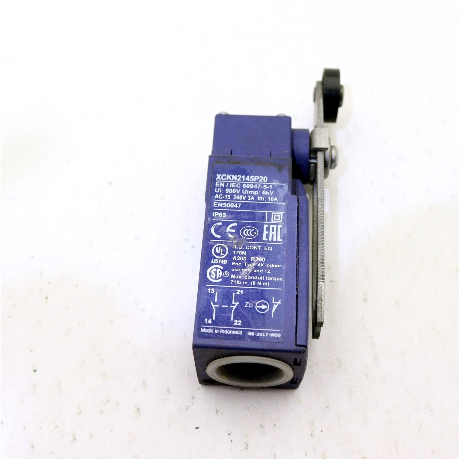 TELEMECANIQUE Limited Switch XCKN2145P20 - Batch of 2