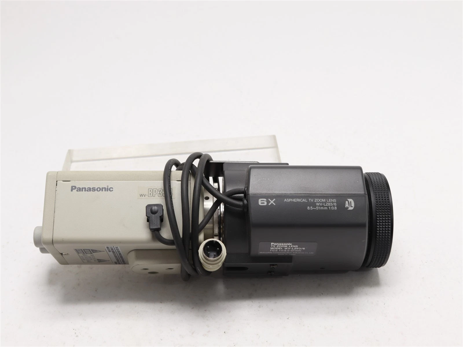 PANASONIC Digital CCTV Camera with WV-LZ836 Zoom Lens WV-BP334