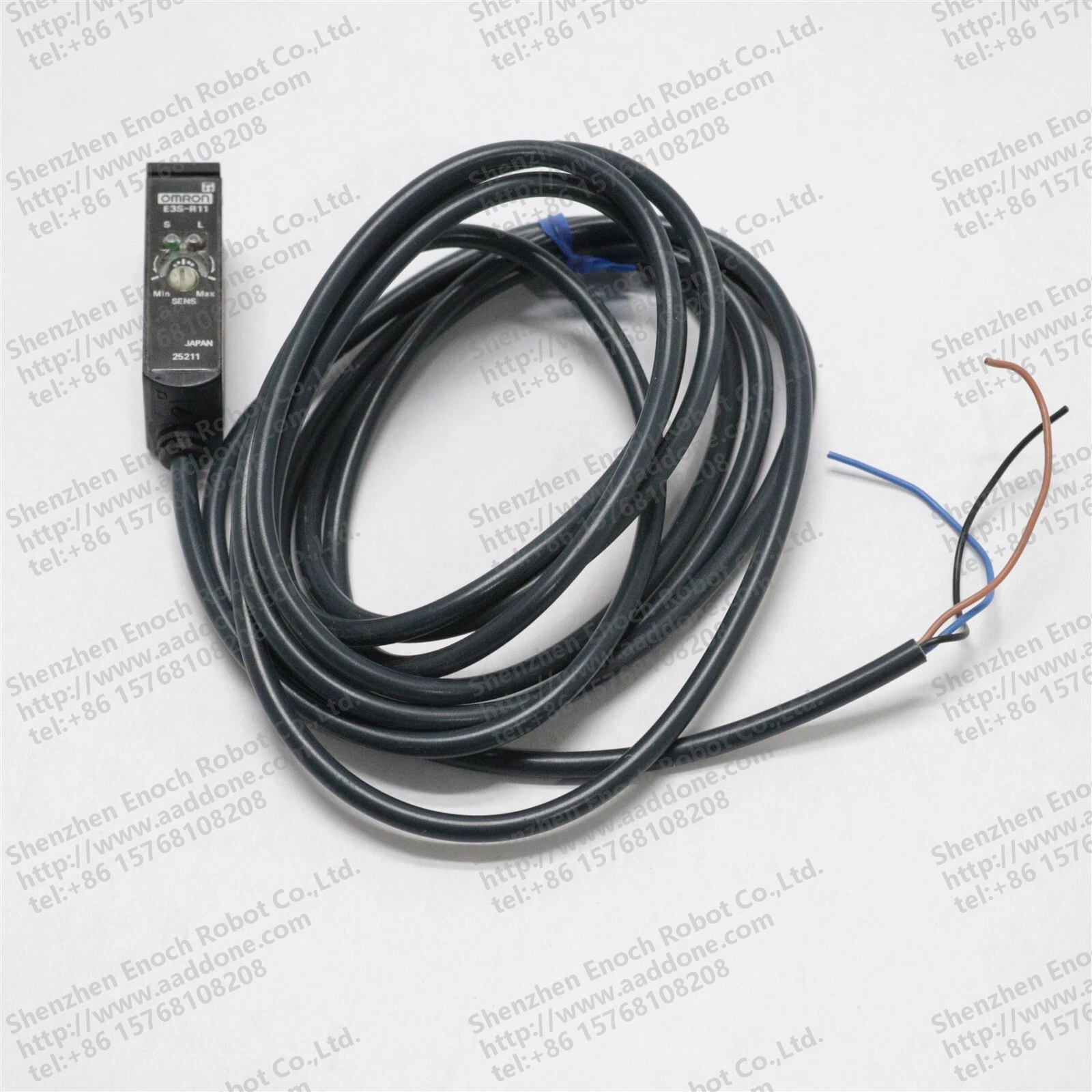 欧姆龙光电传感器 E3S-R11