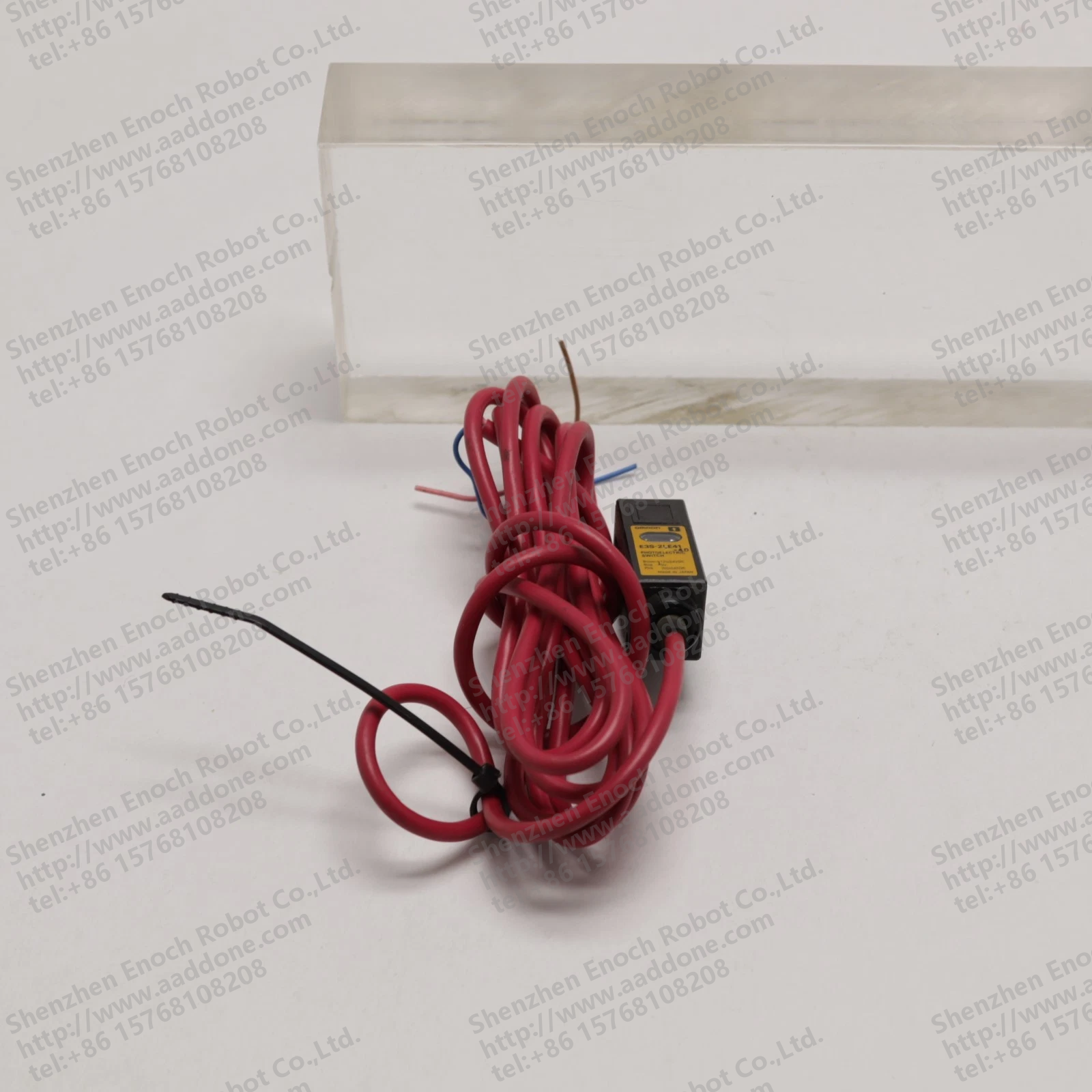 OMRON 24V PHOTOELECTRIC SENSOR E3S-2LE41
