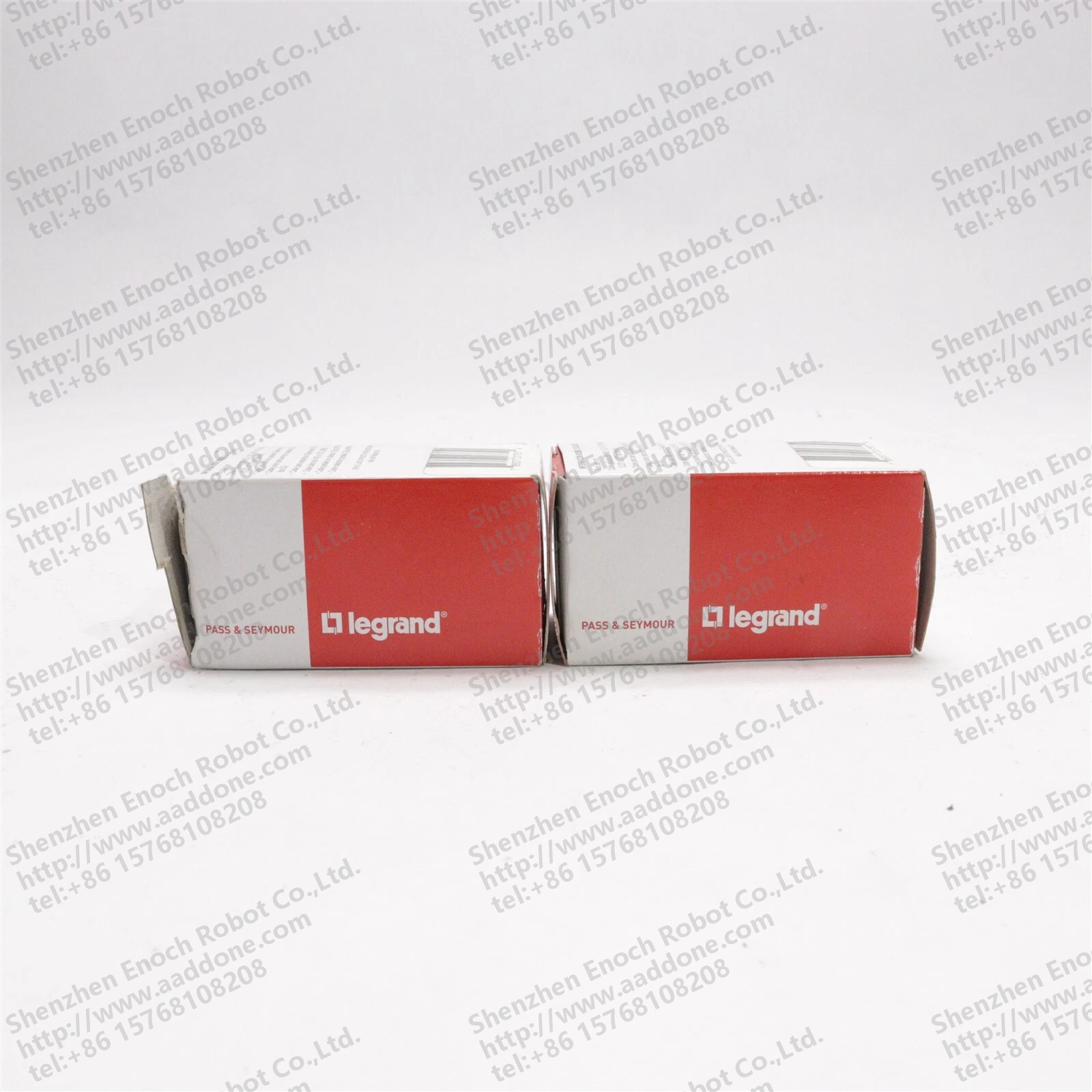 乐高 MAXGRIP PLUG 直刀片 PLUG 29 3W 15A 125V PS5965-GRY 批量 2 件