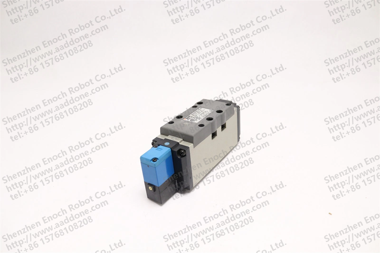 SMC PNEUMATIC SOLENOID VALVE VSS8-8-FG-S-3EZ-V1